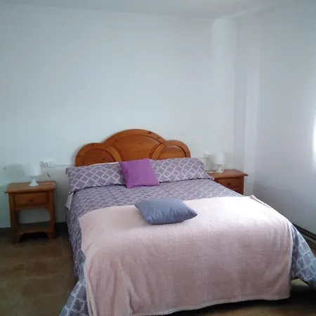 Guest house El Pairon Puertomingalvo